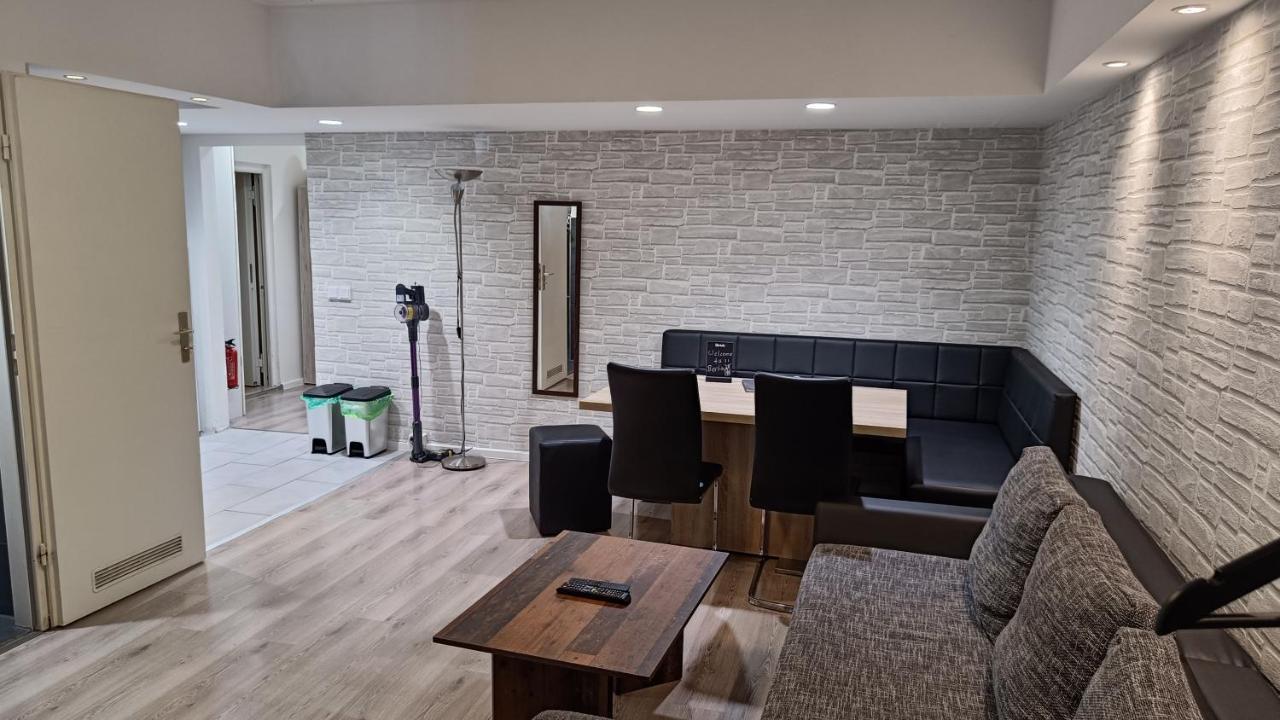 City-Apartment Spreeufer Im Herzen Berlins Esterno foto