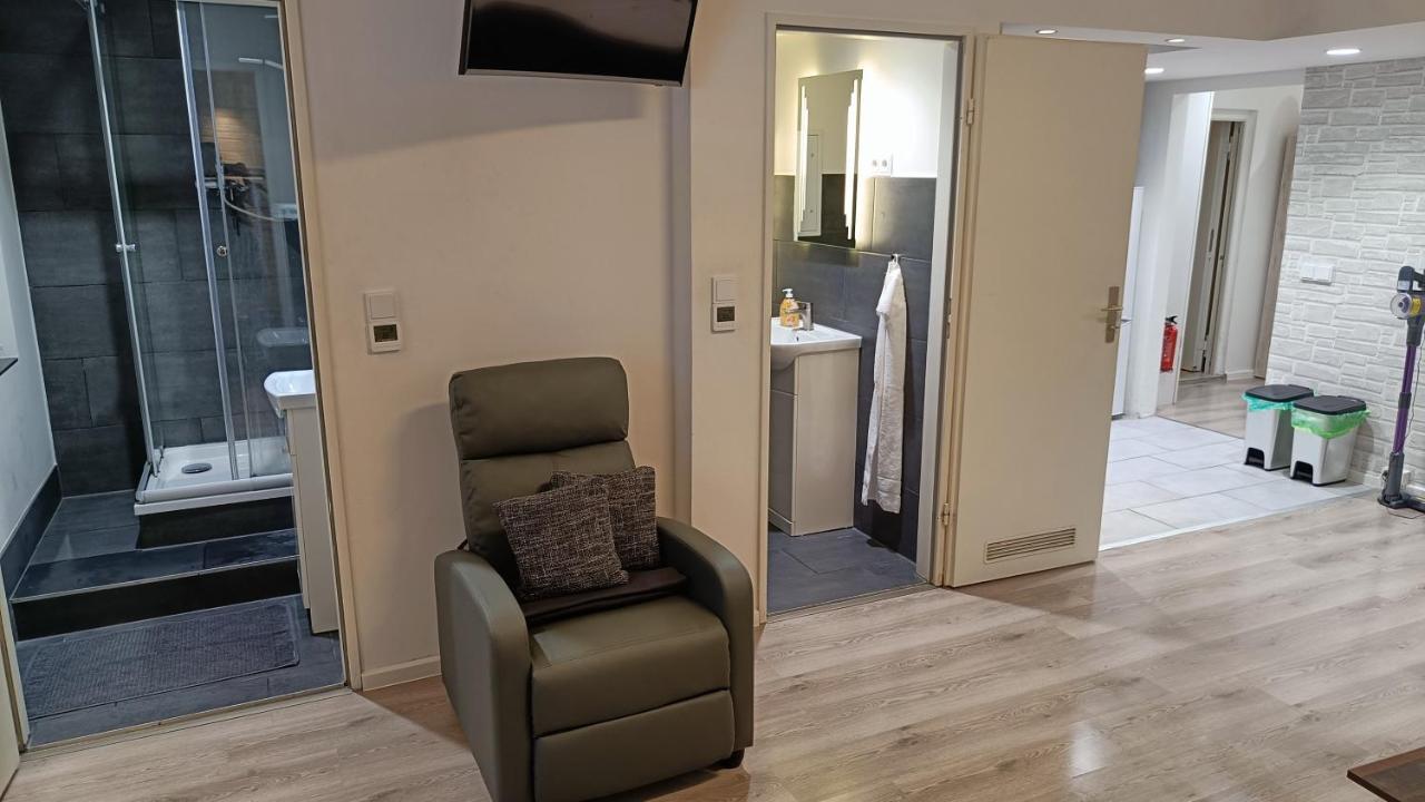 City-Apartment Spreeufer Im Herzen Berlins Esterno foto